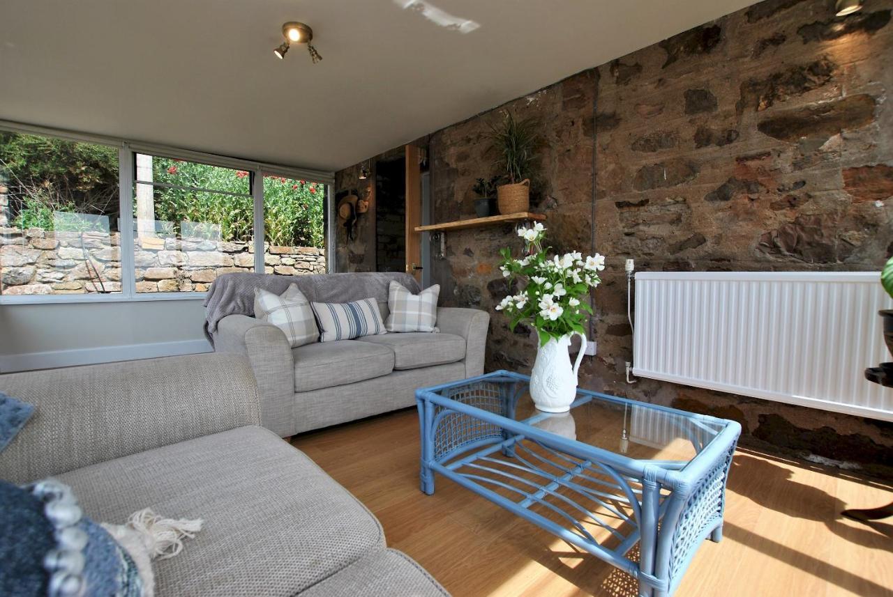 Clover Cottage Countryside Retreat With Sea Views Crail Eksteriør billede